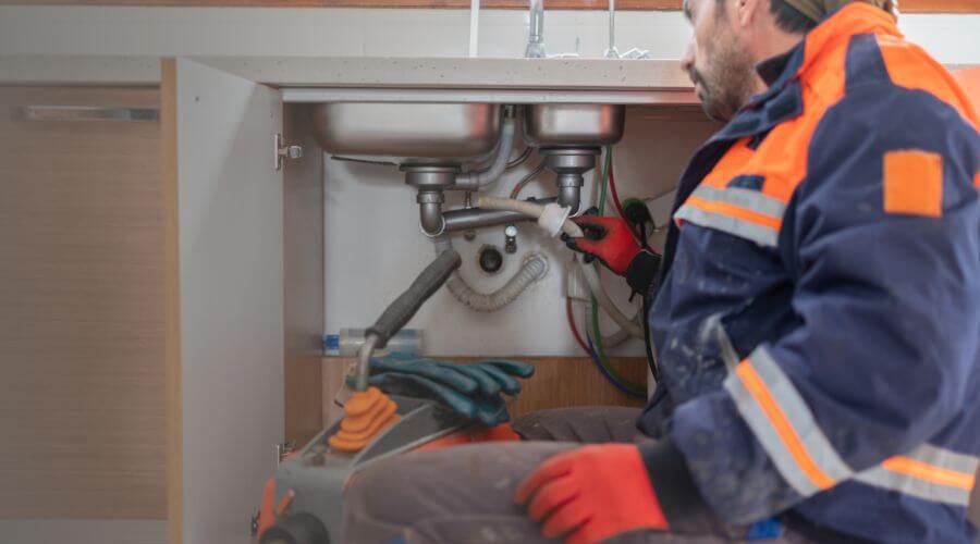 Professional tankless water heater installation services in Newaygo, MI
